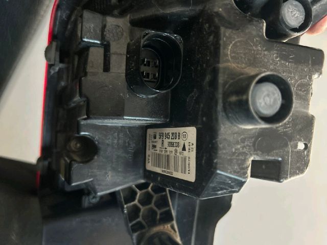 bontott SEAT LEON Jobb Külső Hátsó Lámpa