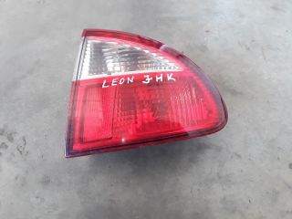 bontott SEAT LEON Jobb Külső Hátsó Lámpa