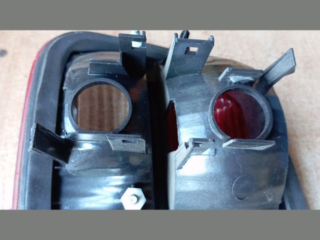 bontott SEAT LEON Jobb Külső Hátsó Lámpa