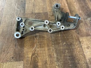 bontott SEAT LEON Jobb Lengőkar Tartó