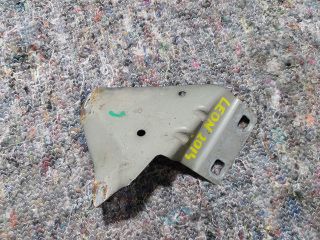 bontott SEAT LEON Jobb Sárvédő Oldaltartó