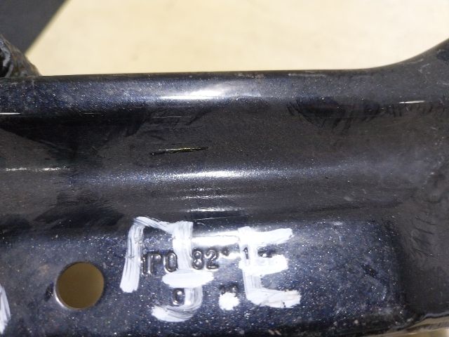 bontott SEAT LEON Jobb Sárvédő Oldaltartó