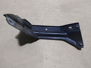 bontott SEAT LEON Jobb Sárvédő Oldaltartó