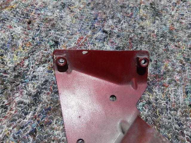 bontott SEAT LEON Jobb Sárvédő Oldaltartó