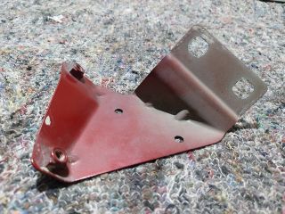 bontott SEAT LEON Jobb Sárvédő Oldaltartó