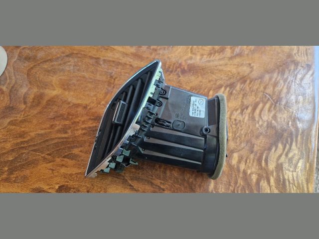 bontott SEAT LEON Jobb Szellőző