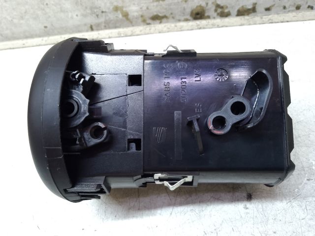 bontott SEAT LEON Jobb Szellőző