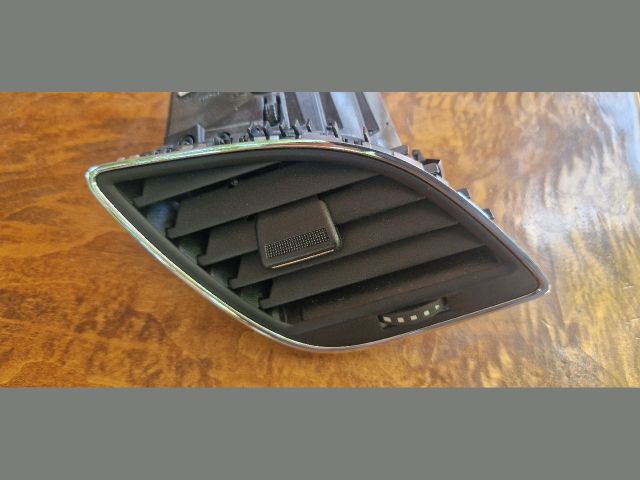 bontott SEAT LEON Jobb Szellőző