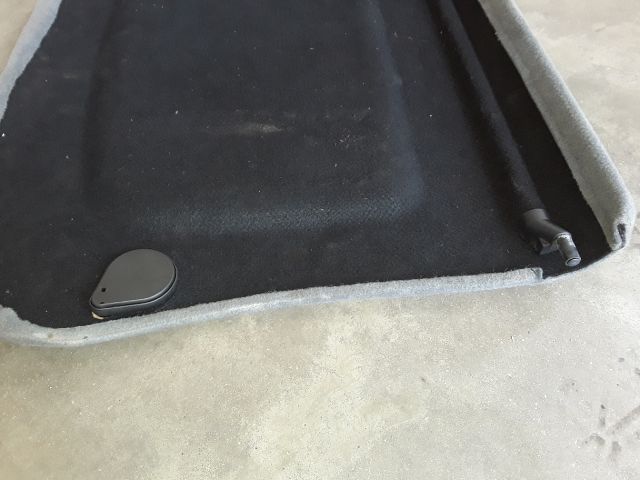 bontott SEAT LEON Kalaptartó