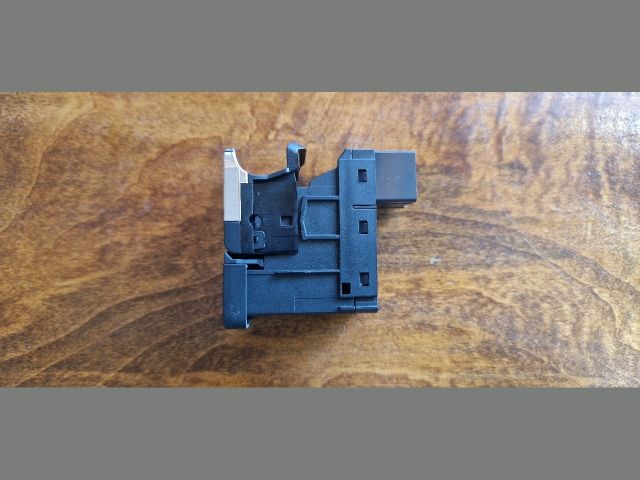 bontott SEAT LEON Kézifék Kapcsoló