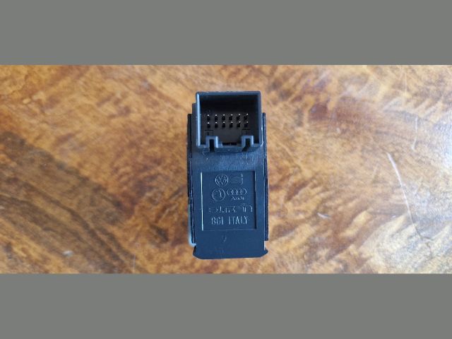 bontott SEAT LEON Kézifék Kapcsoló