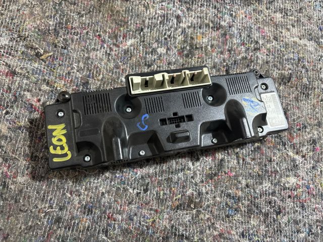 bontott SEAT LEON Klíma Kapcsoló