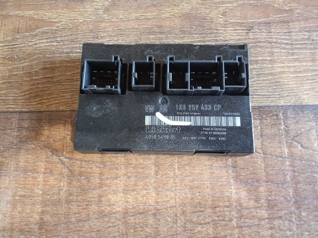 bontott SEAT LEON Komfort Elektronika