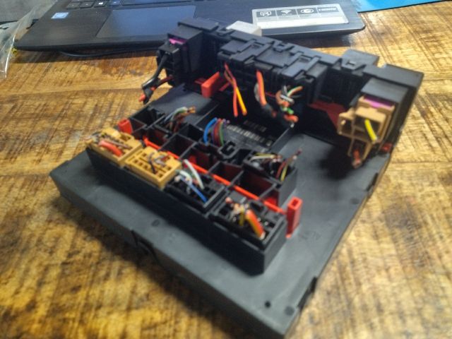 bontott SEAT LEON Komfort Elektronika