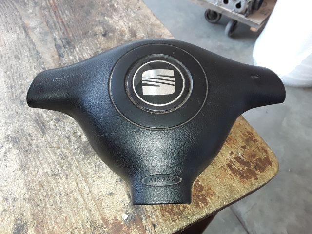 bontott SEAT LEON Kormánylégzsák