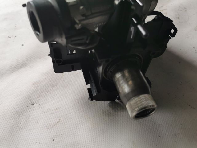 bontott SEAT LEON Kormányoszlop Kormányzárral