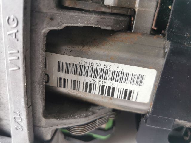 bontott SEAT LEON Kormányoszlop Kormányzárral