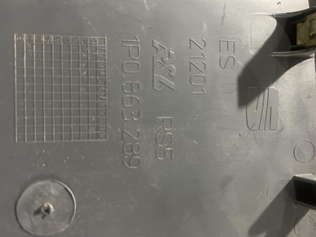 bontott SEAT LEON Középkonzol Keret