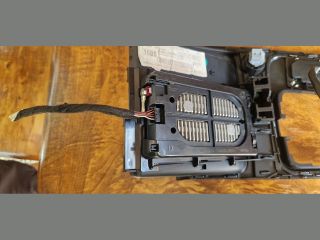 bontott SEAT LEON Középkonzol Keret