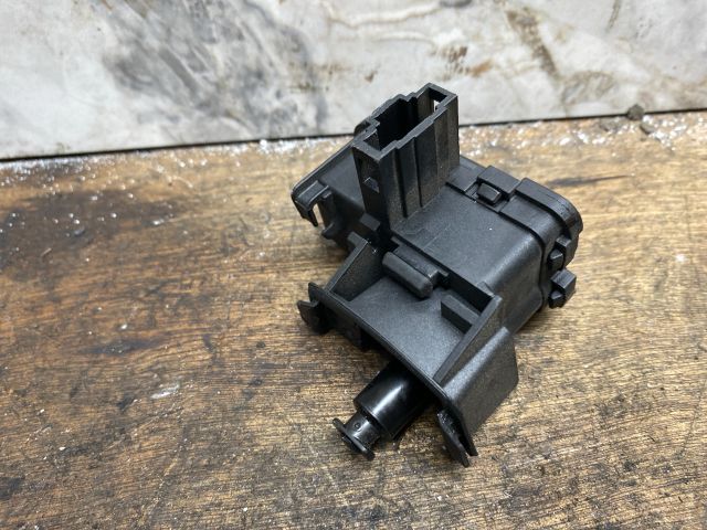 bontott SEAT LEON Központizár Motor Tankajtó