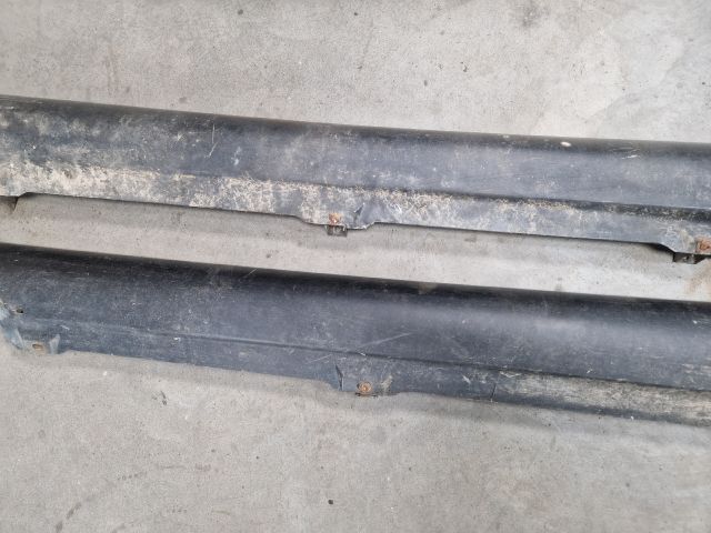 bontott SEAT LEON Küszöb Légterelő Pár