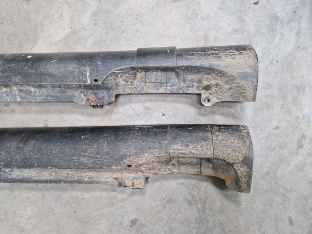 bontott SEAT LEON Küszöb Légterelő Pár