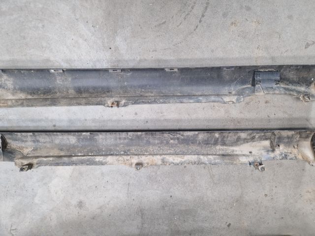 bontott SEAT LEON Küszöb Légterelő Pár