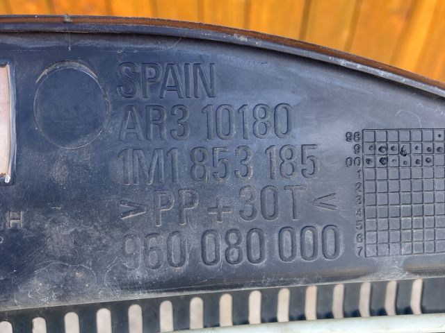 bontott SEAT LEON Levélrács