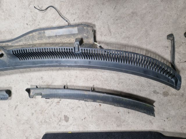 bontott SEAT LEON Levélrács