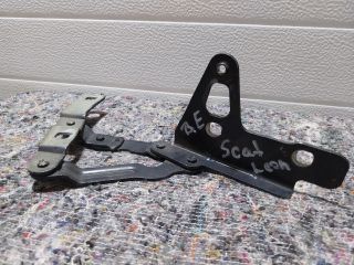 bontott SEAT LEON Motorháztető Bal Zsanér