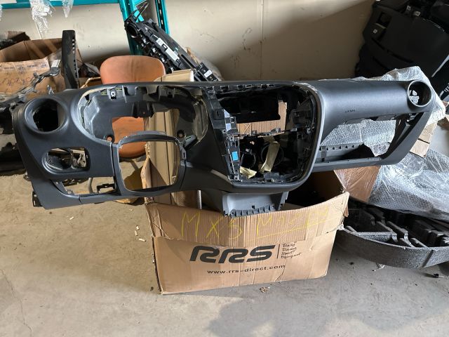 bontott SEAT LEON Műszerfal Héj