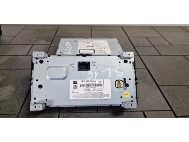 bontott SEAT LEON Navigációs Fejegység