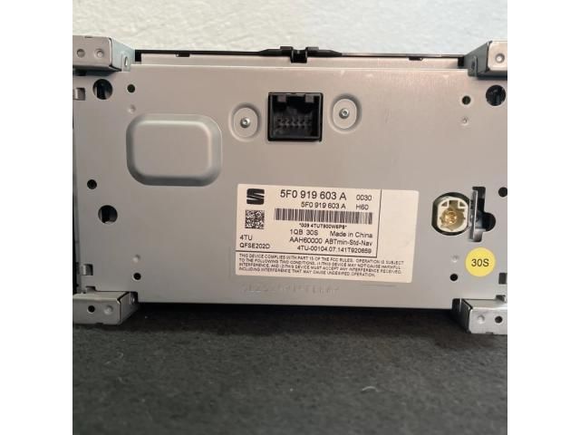 bontott SEAT LEON Navigációs Fejegység