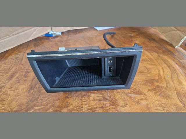 bontott SEAT LEON Navigációs Fejegység