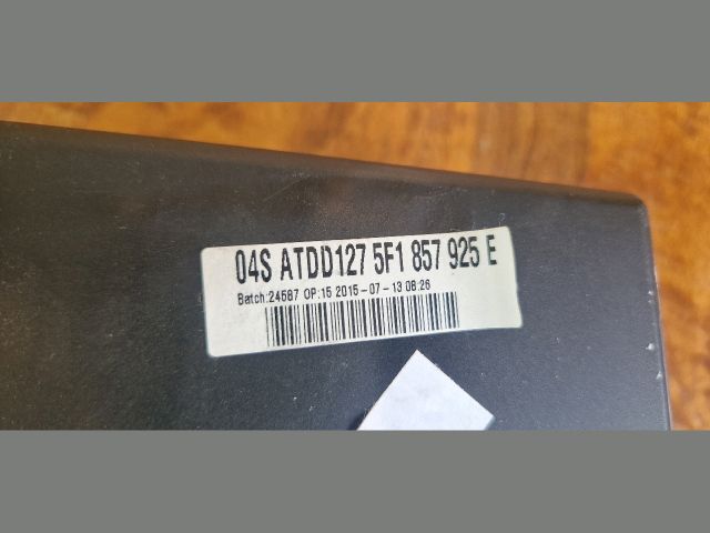 bontott SEAT LEON Navigációs Fejegység