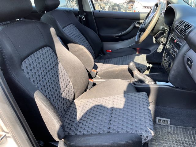 bontott SEAT LEON Nyomatéktartó Bak