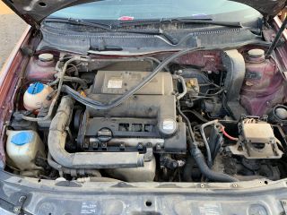 bontott SEAT LEON Nyomatéktartó Bak