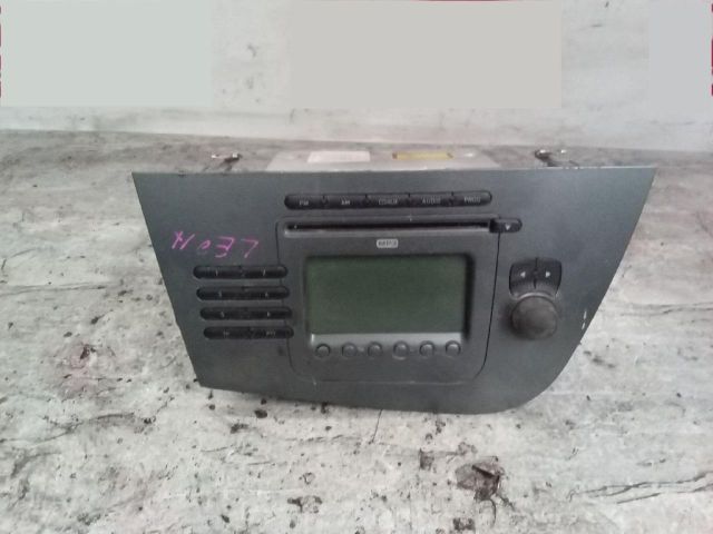 bontott SEAT LEON Rádió / CD