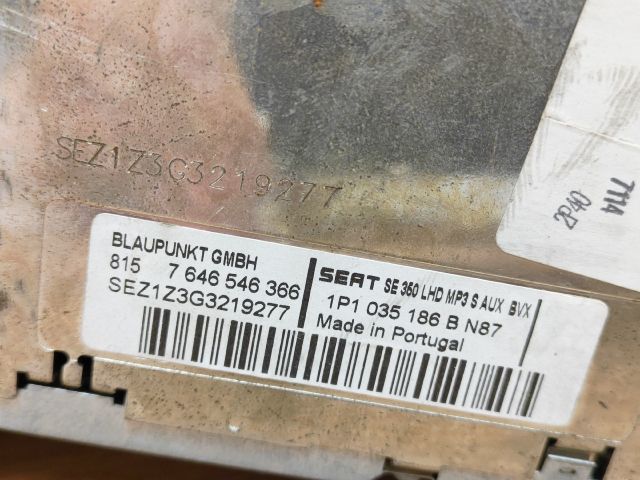 bontott SEAT LEON Rádió / CD