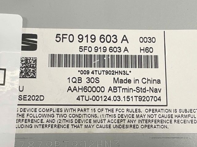 bontott SEAT LEON Rádió / CD