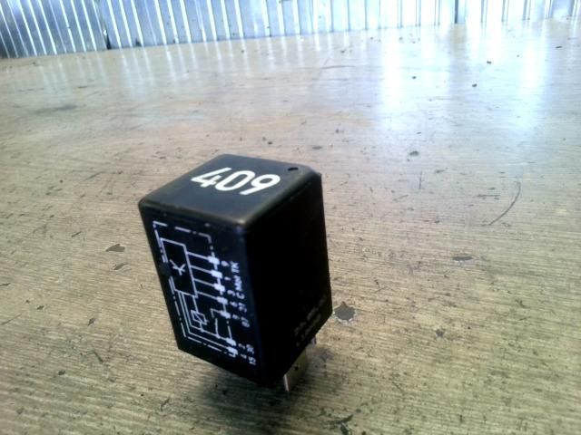 bontott SEAT LEON Relé