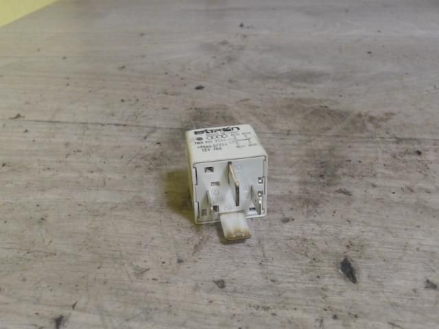 bontott SEAT LEON Relé