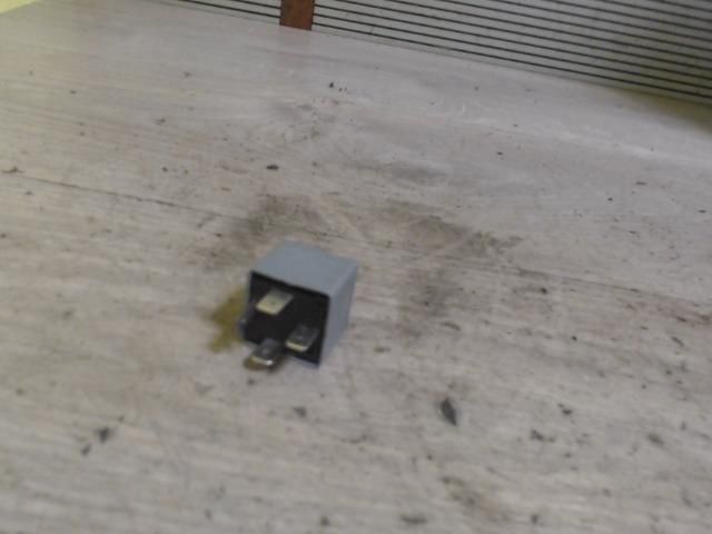 bontott SEAT LEON Relé