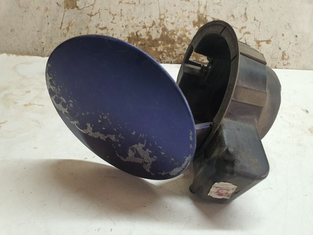 bontott SEAT LEON Tankajtó