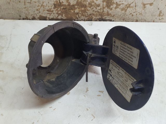 bontott SEAT LEON Tankajtó