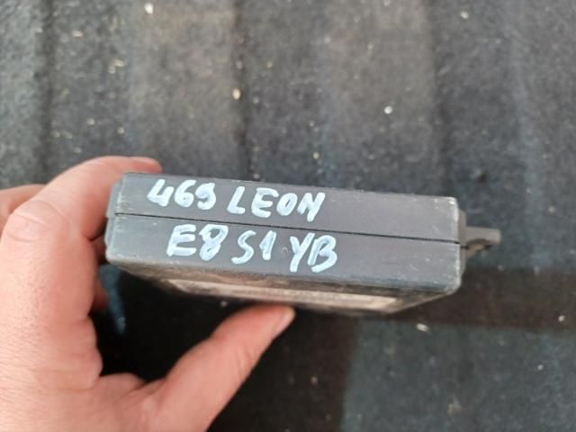 bontott SEAT LEON Tolatóradar Elektronika