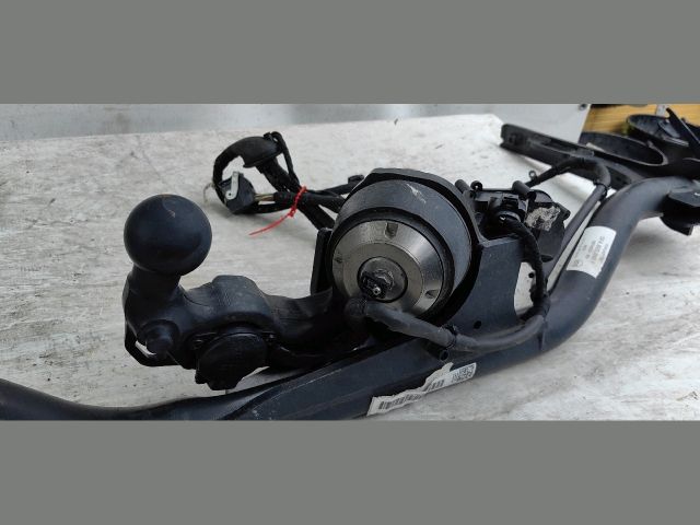 bontott SEAT LEON Vonóhorog