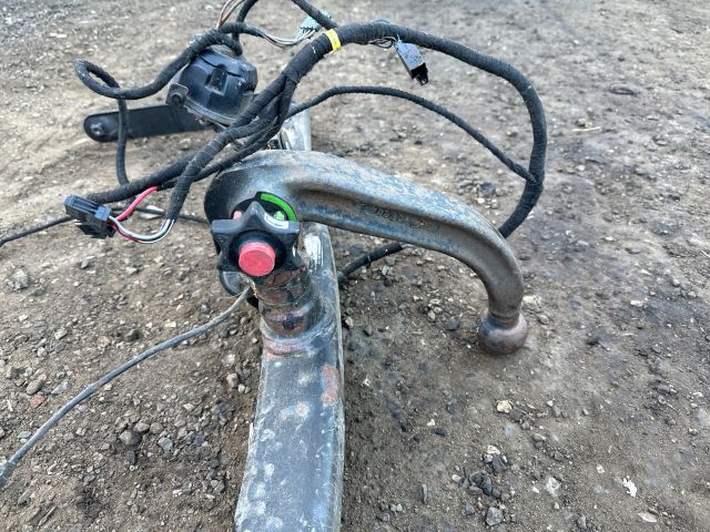 bontott SEAT LEON Vonóhorog