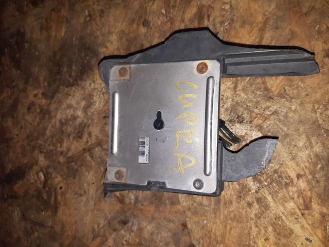 bontott SEAT LEON Xenon Trafó