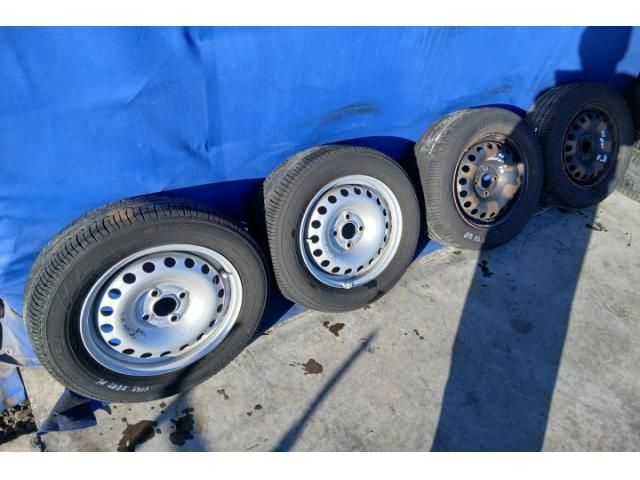 bontott SEAT Mii Acélfelni Szett Gumival